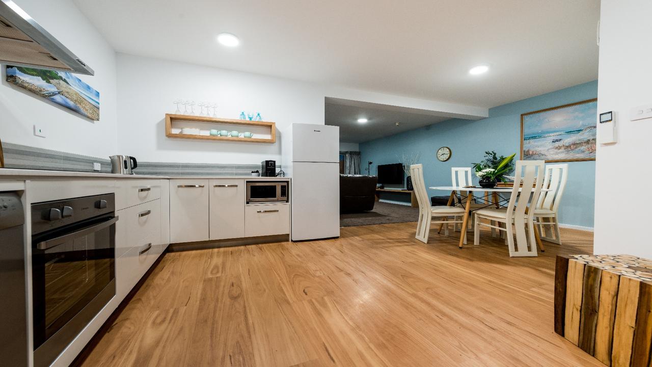 Ulverstone River Edge Holidayapartments Exterior photo